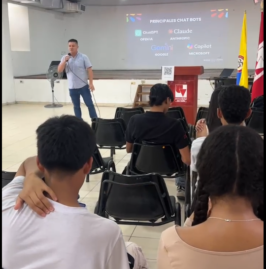 Estudiantes de Cartago en jornada de formación sobre inteligencia artificial