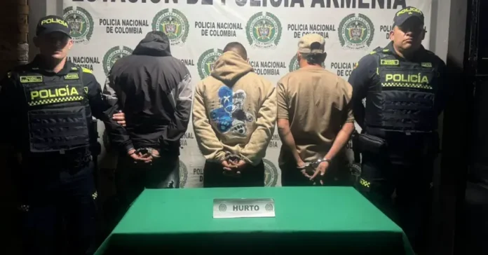 Robo de hierro en Armenia durante operativo policial