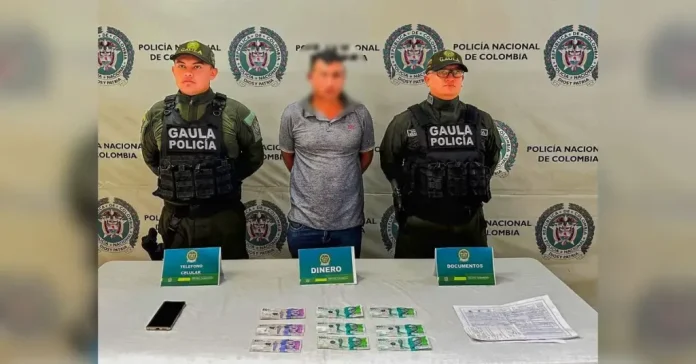 Grupo GAULA captura a extorsionista en el centro de Armenia