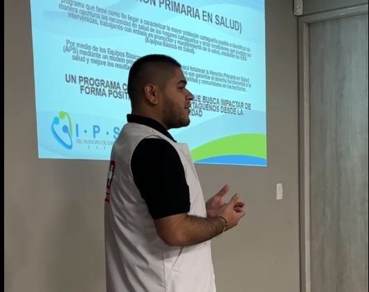 Representantes del comité de salud mental reunidos en Cartago