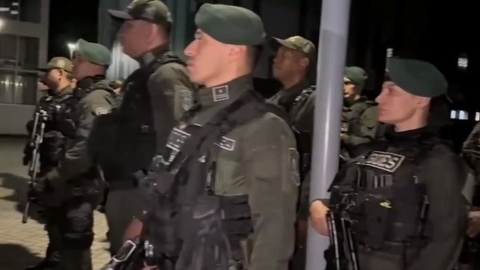 Autoridades durante operativo encubierto en Tuluá, Valle del Cauca