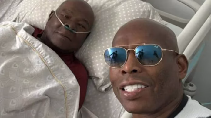 El Tino junto a su padre en hospital de Tuluá