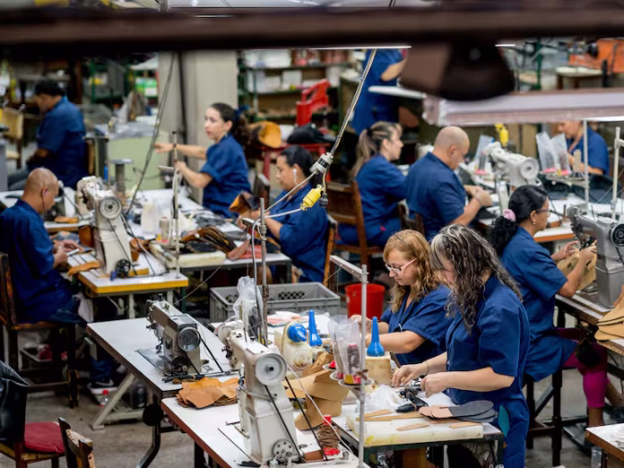 Mintrabajo aclara dudas sobre nueva jornada laboral en Colombia