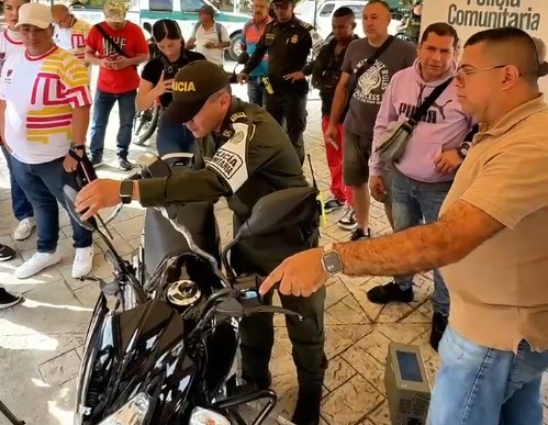 Policía Nacional marca motocicletas para prevenir el hurto