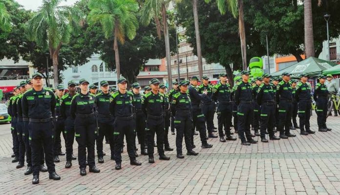 Operativo policial en Pereira refuerza seguridad en el centro.