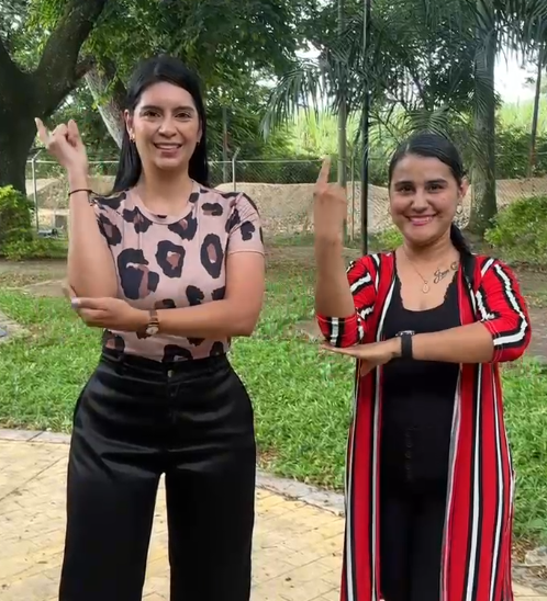 Día Internacional de las Lenguas de Señas en Cartago.