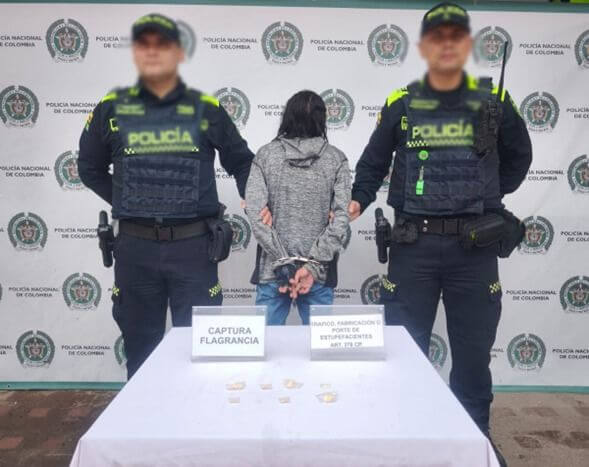 Misterioso comportamiento de una mujer alerta a la Policía durante un operativo en Santa Rosa de Cabal.
