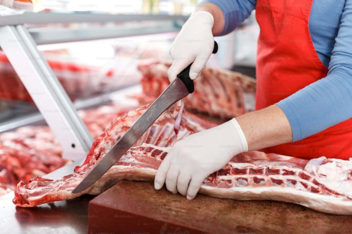 Autoridades decomisan carne en mal estado durante operativo sanitario en Risaralda