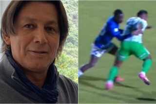 Eduardo Pimentel durante su pronunciamiento sobre el polémico penal en el partido entre Atlético Nacional y Boyacá Chicó en Tunja.