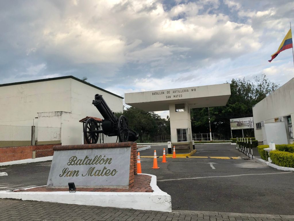 Militares y policías refuerzan la seguridad en Risaralda con patrullajes y operativos preventivos para proteger a la población y mantener la tranquilidad regional.