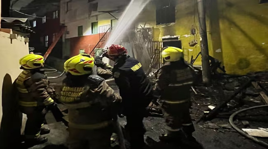 Intervención en el área afectada por incendio en San Fernando, Manizales