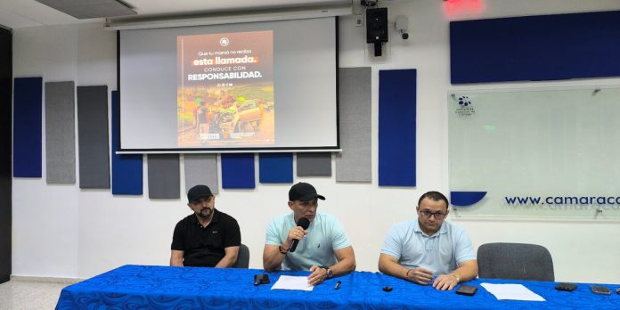Líderes del gremio nocturno apoyan campaña de seguridad vial en Cartago