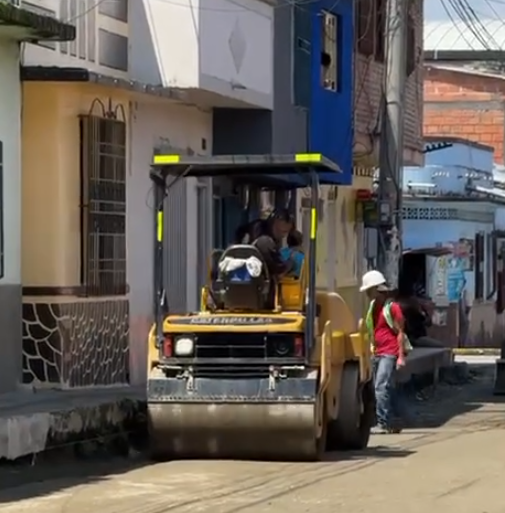 La lluvia retrasa las obras de la carrera sexta en Cartago