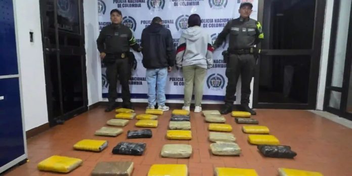 Detienen pareja durante revisión preventiva en un corredor estratégico del Eje Cafetero