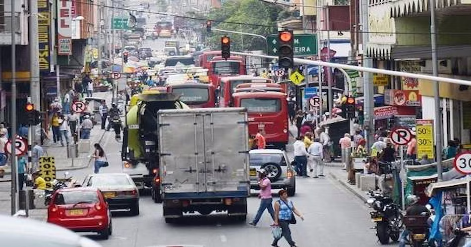 Movilidad urbana en Armenia asociada al Pico y Placa.
