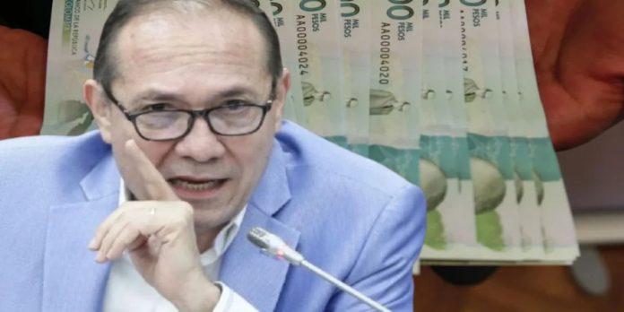 El salario mínimo 2026 es explicado en sesión institucional por un funcionario del Gobierno de Colombia.