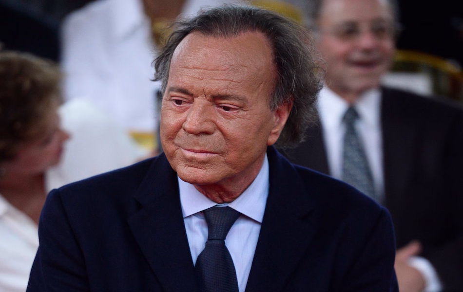 Julio Iglesias en imagen de archivo, utilizada en contexto informativo por un reportaje periodístico.