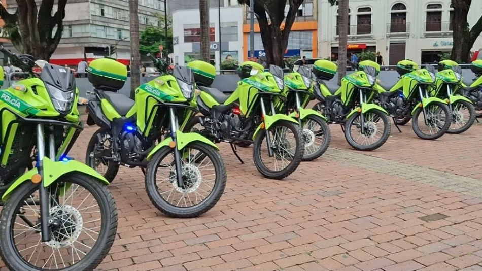 Motocicletas policiales destinadas a mejorar el patrullaje en sectores rurales y periféricos de Pereira.