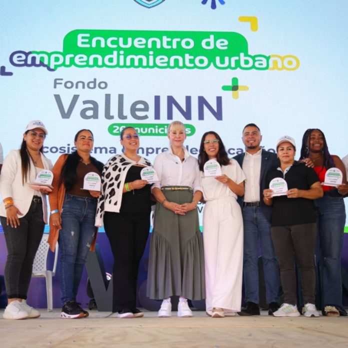 Gobernación activa ValleINN+ durante encuentro con emprendedores en Cali
