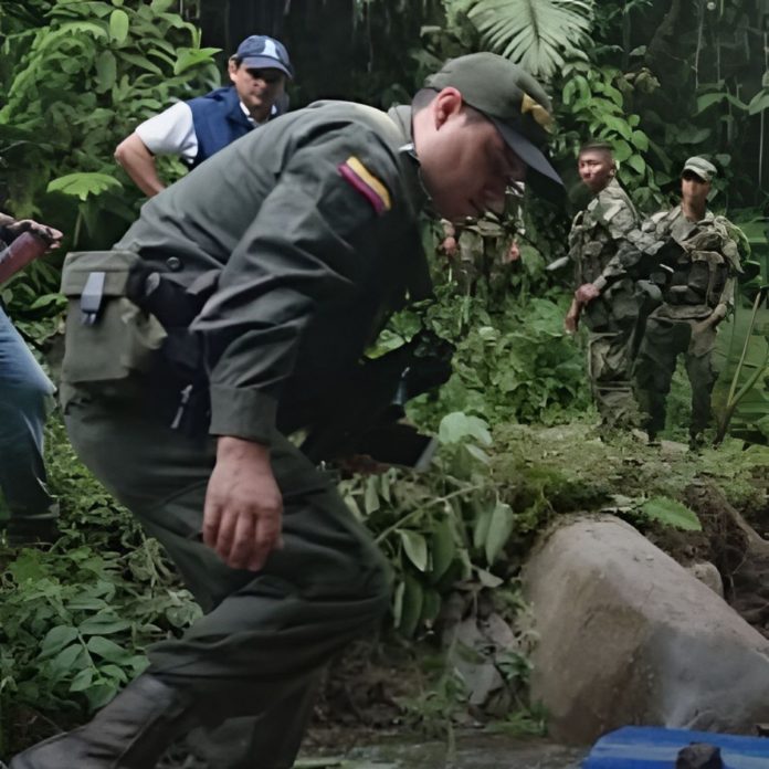 Policía captura cinco personas tras intervenir minas ilegales en Mistrató