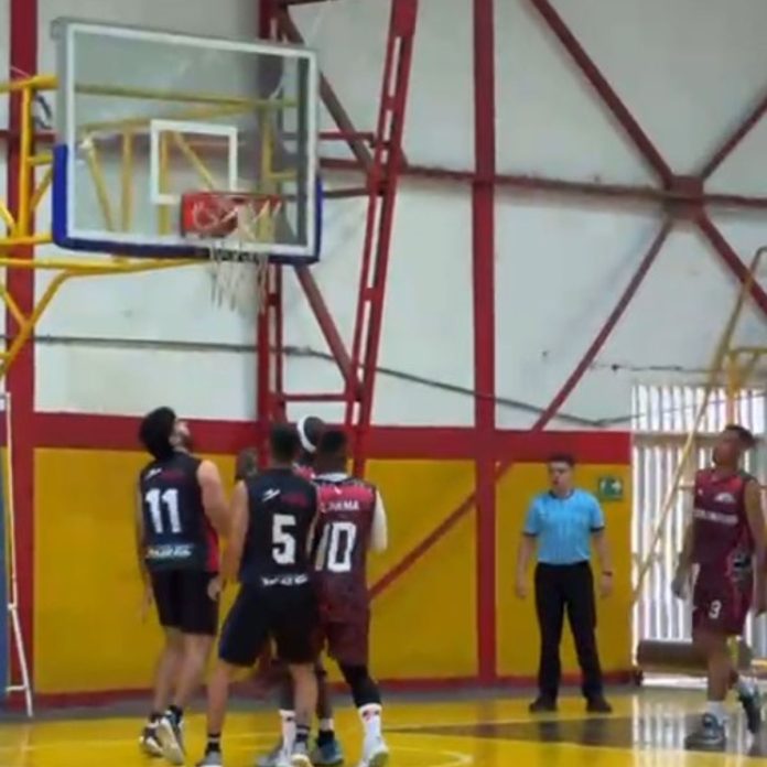 Amigos del baloncesto inicia torneo Maxi 50 55 en Coliseo La Isleta