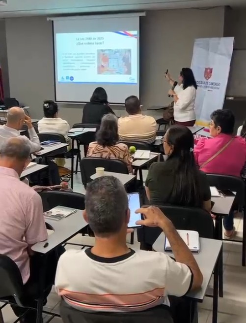 Alcaldía de Cartago fortalece cooperación con sector religioso en seminario institucional