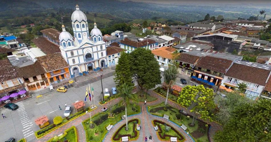 Filandia Quindío en proceso de acercamiento al Área Metropolitana de Pereira