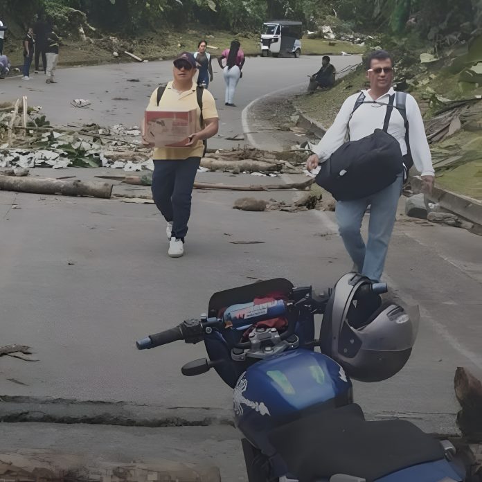 Bloqueo en vía Panamericana entre Risaralda y Chocó afecta movilidad en corredor vial