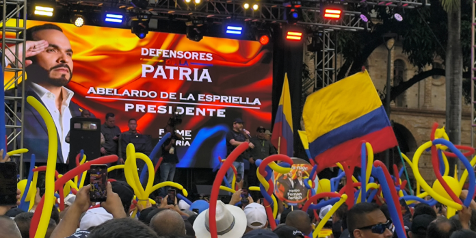 Abelardo De La Espriella agitó discurso político en Pereira