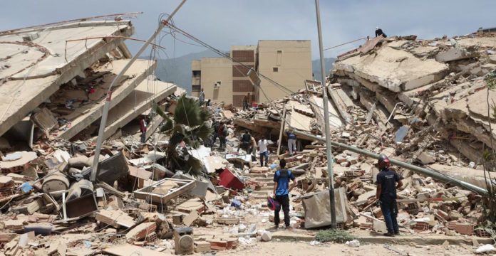 Terremotos en Venezuela mantienen la emergencia y las labores de rescate.