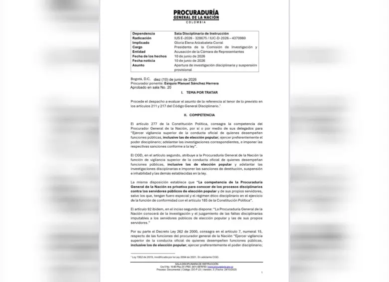 Gloria Arizabaleta durante una actuación pública tras conocerse la suspensión impuesta por la Procuraduría.