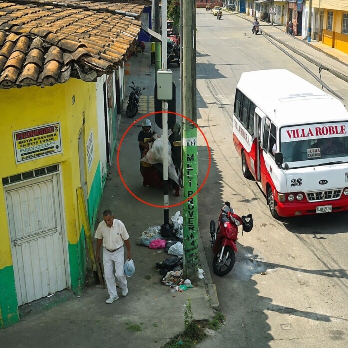 Cartago recuperará puntos críticos donde se observa acumulación de residuos en un espacio público de la ciudad.