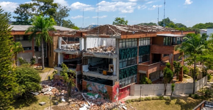 Daños en la UTP afectan parte de la infraestructura del campus de la Universidad Tecnológica de Pereira.