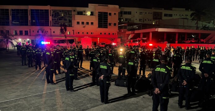 Pereira despliega uniformados para reforzar la vigilancia durante la emergencia