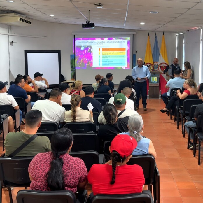 En Cartago capacitan a comerciantes y propietarios de establecimientos nocturnos sobre el manejo del ruido