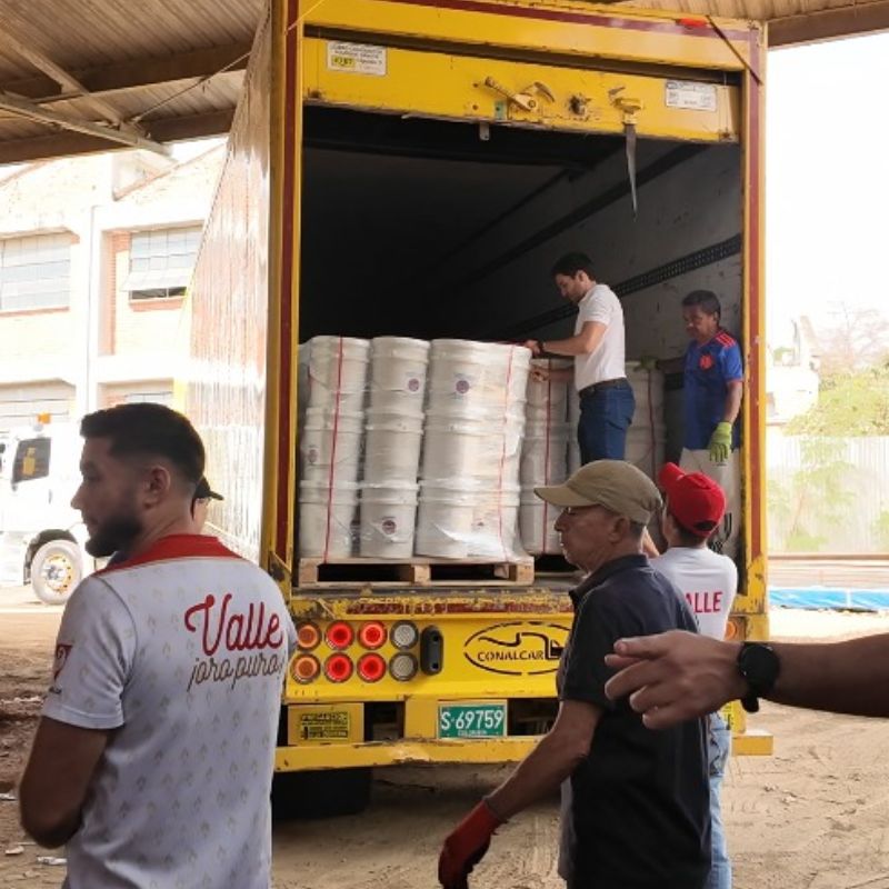 Guatemala envía 25 toneladas de ayuda con kits de higiene y alimentos para los damnificados del Valle del Cauca.