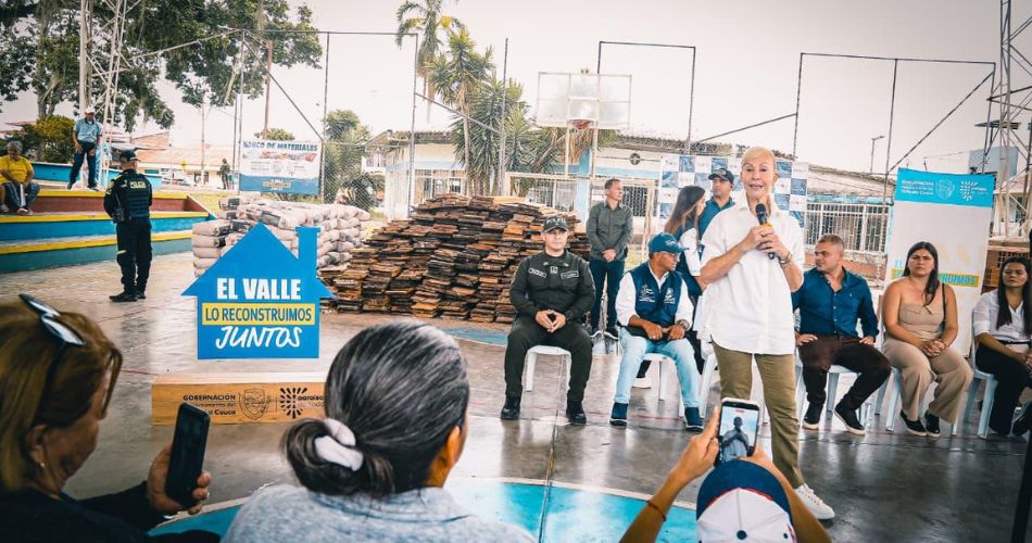 Gobierno del Valle impulsa la entrega de materiales para reparar viviendas afectadas en Ulloa.