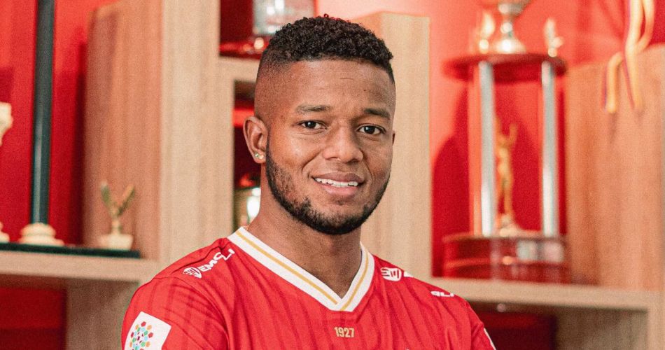 América de Cali conoció el fallo sobre Yhormar Hurtado, jugador que aparece con la camiseta del conjunto escarlata.