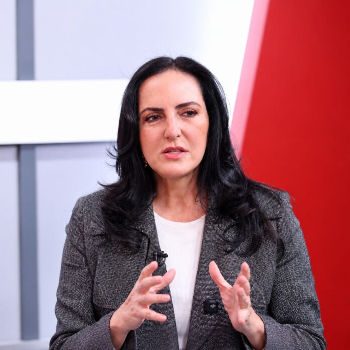María Fernanda Cabal renunció al Centro Democrático y anunció que continuará su actividad política