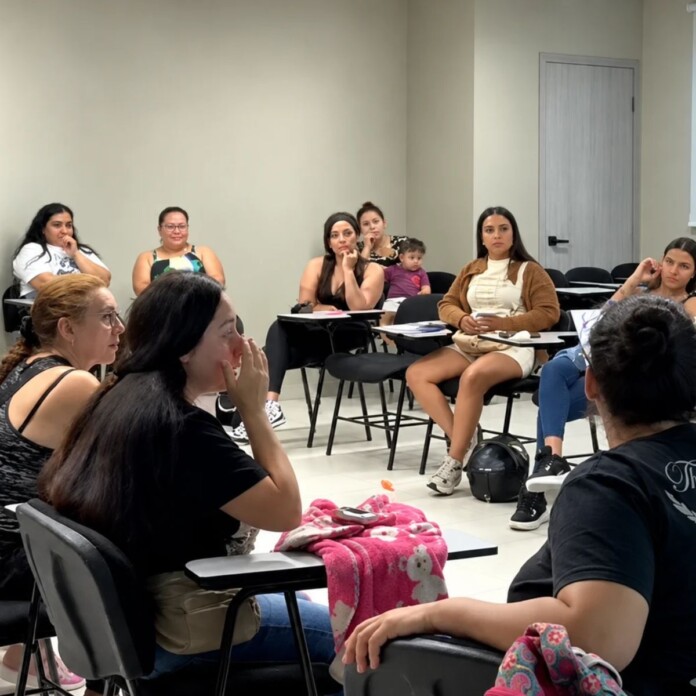Salud mental fortalece a madres de Renta Ciudadana durante un taller comunitario