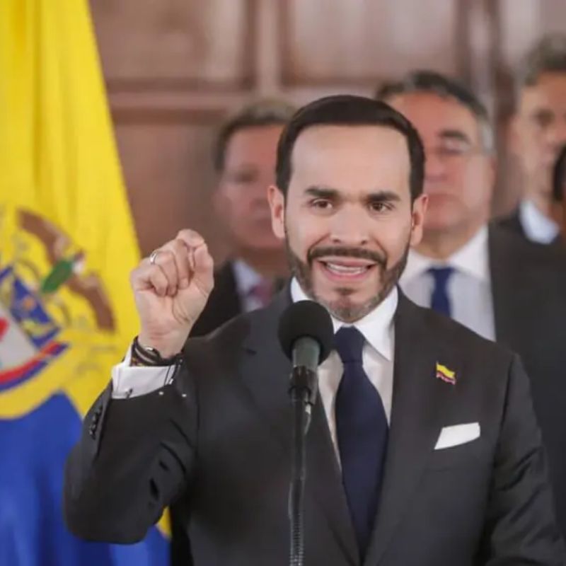El presidente de Colombia pidió revertir el aumento del precio de la gasolina para octubre.