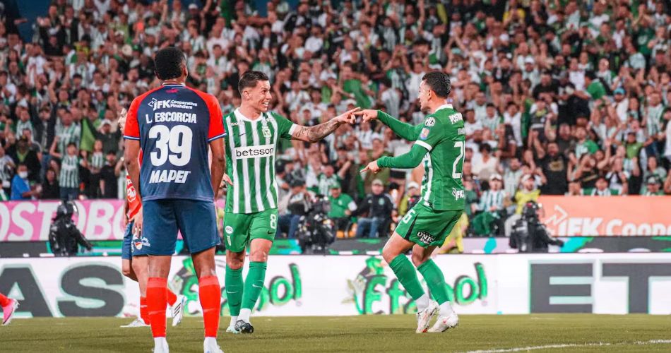 Atlético Nacional en el clásico frente al Independiente Medellín por la Copa BetPlay.
