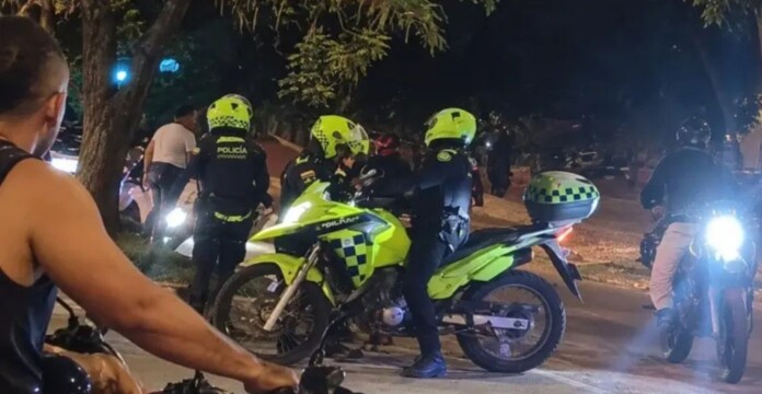 Ataque con granada en Cali contra una patrulla de la Policía Nacional en el barrio El Vallado.