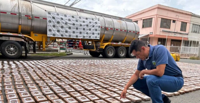 Operativo en Palmira relacionado con incautación de cocaína y captura de un señalado integrante criminal